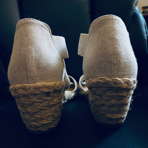 Women’s espadrilles shoe with low heel - Picture 3 of 7